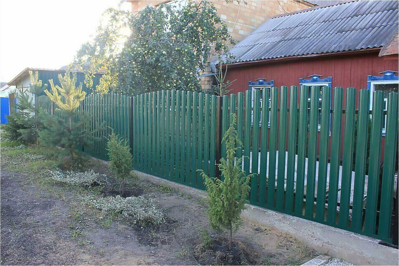Забор из штакетника 60м фото1 в Ереване