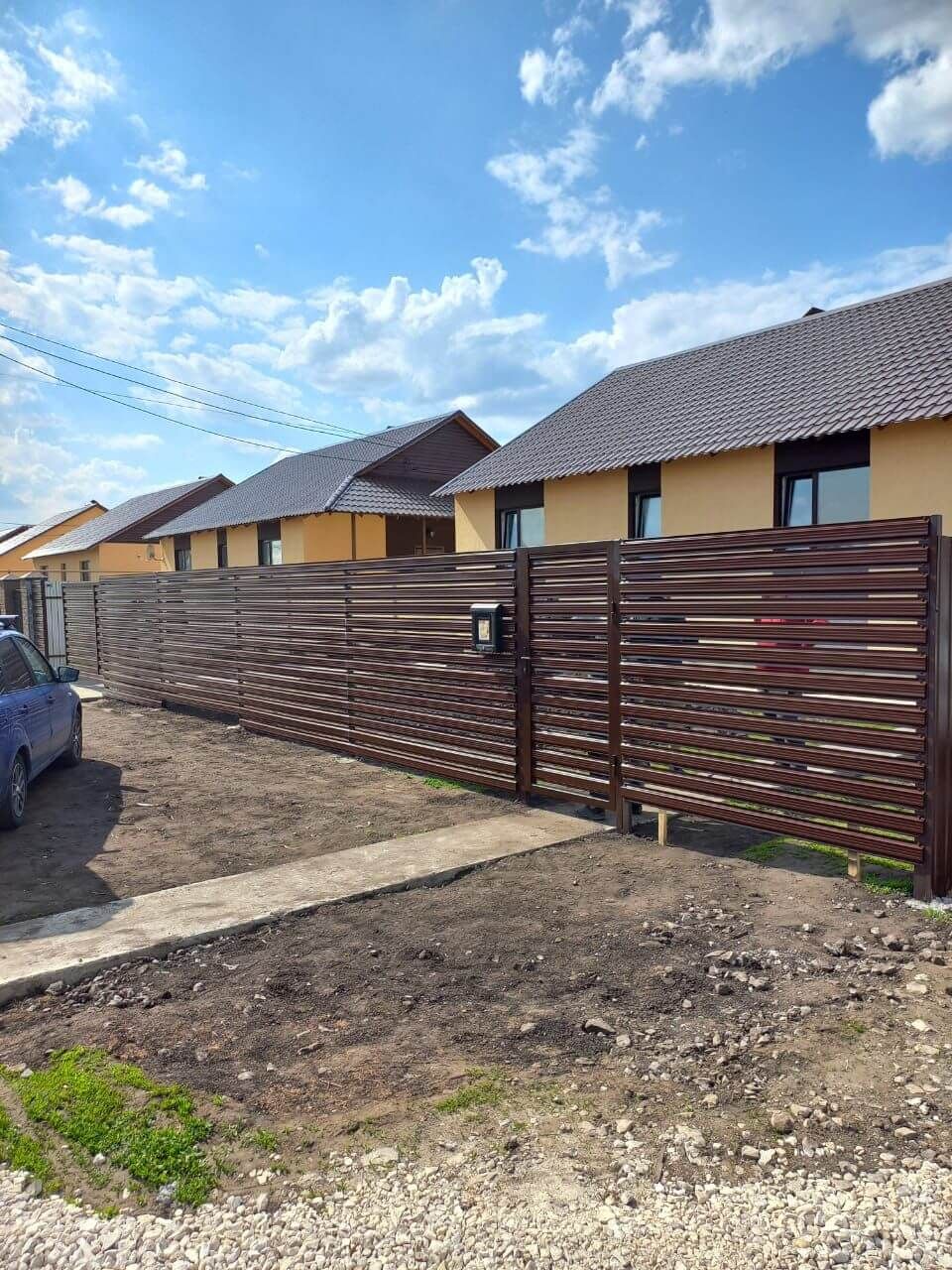 Забор-ранчо из широкого штакетника 24м RAL8017/8017 Шоколад двусторонний в Ереване