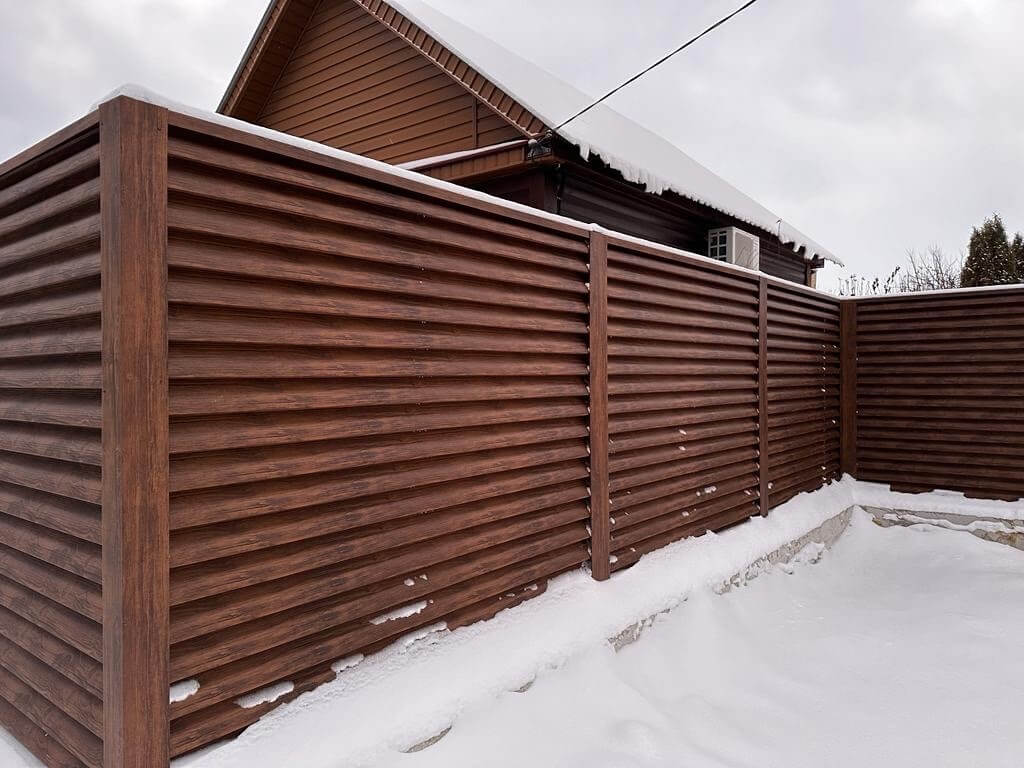 Забор-жалюзи из ламелей еврожалюзи 43м Каштан Printech фото 5 в Ереване