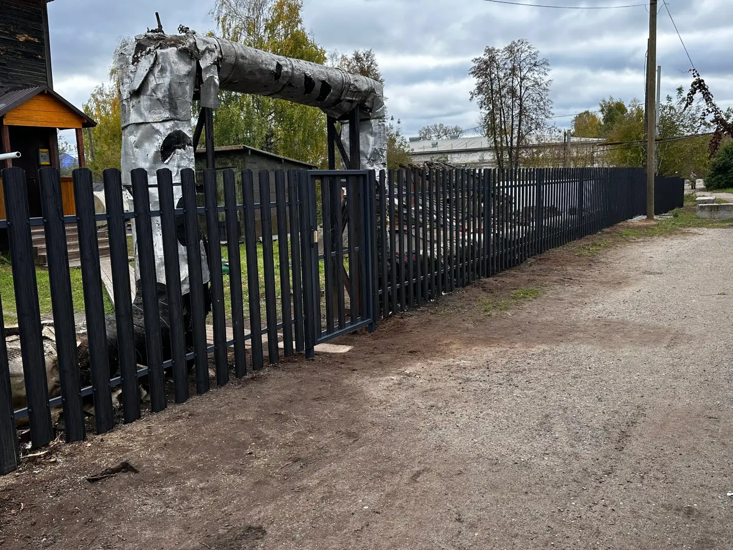 Забор из евроштакетника 63м Черное Дерево 3D Принтек фото 5 в Ереване