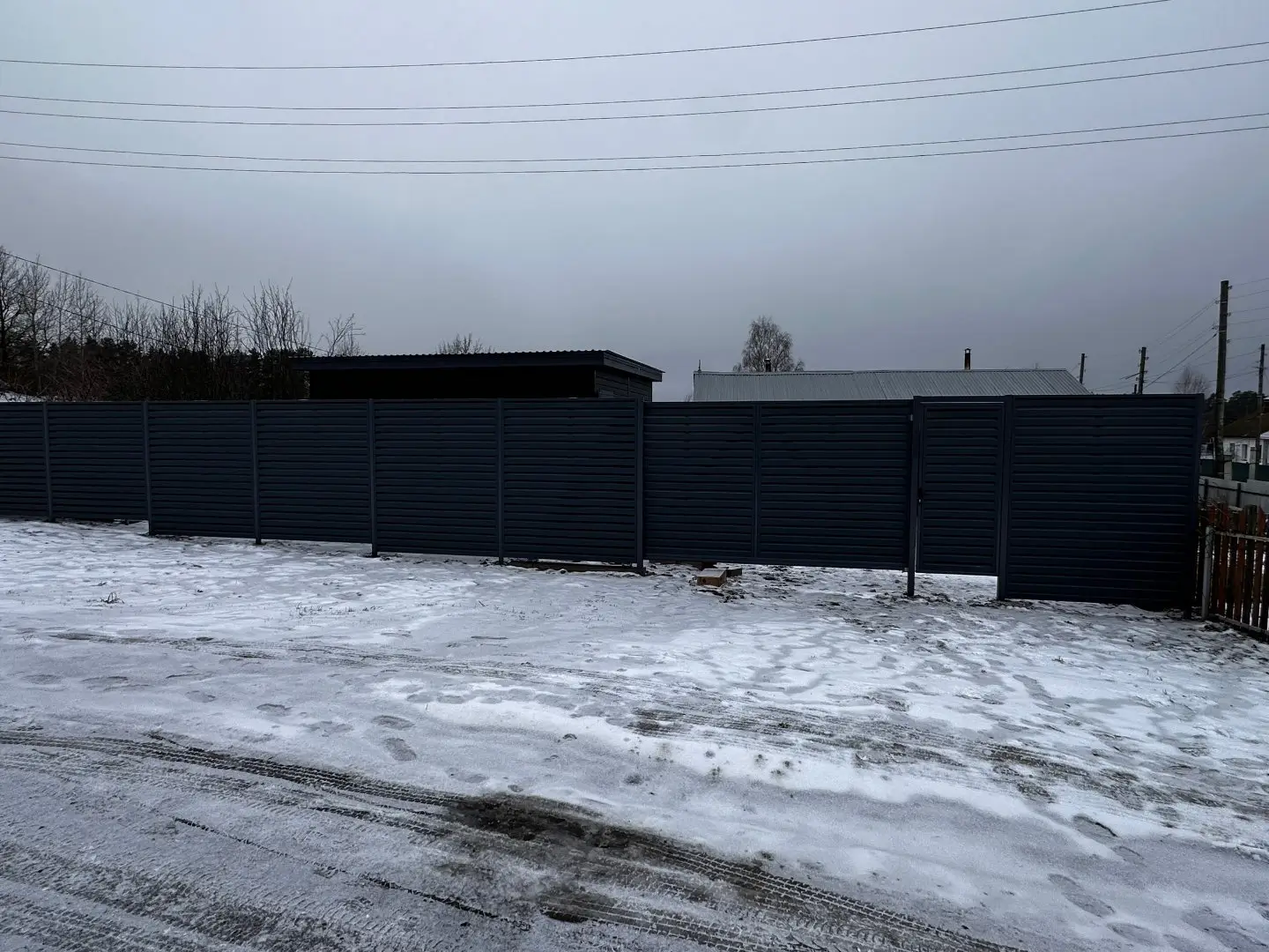 Забор-жалюзи из ламелей Хай-Тек 20м RAL7024/7024 Серый Графит двусторонний МАТТЕ фото 1 в Ереване